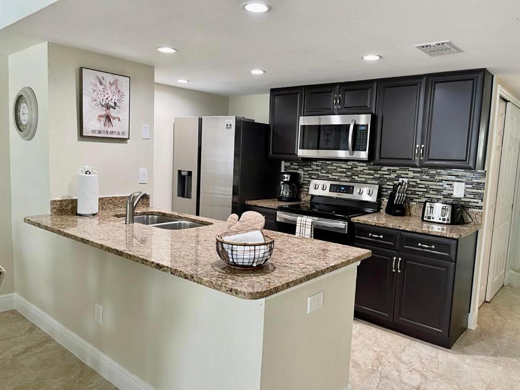 Grand Deluxe 3Br Condo Apartment Near Disney Parks キシミー エクステリア 写真